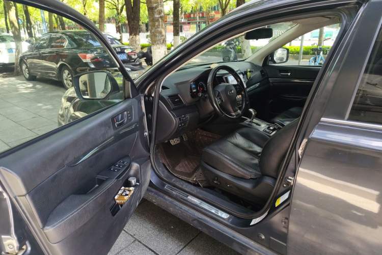 Used Subaru Outback 2013 2.5i Sport Navigation Edition Driver Seat