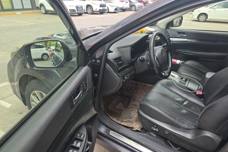 Used Subaru Outback 2013 2.5i Sport Navigation Edition Driver Seat