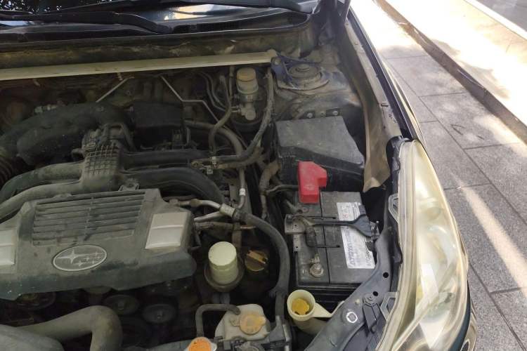 Used Subaru Outback 2013 2.5i Sport Navigation Edition Engine Bay Left