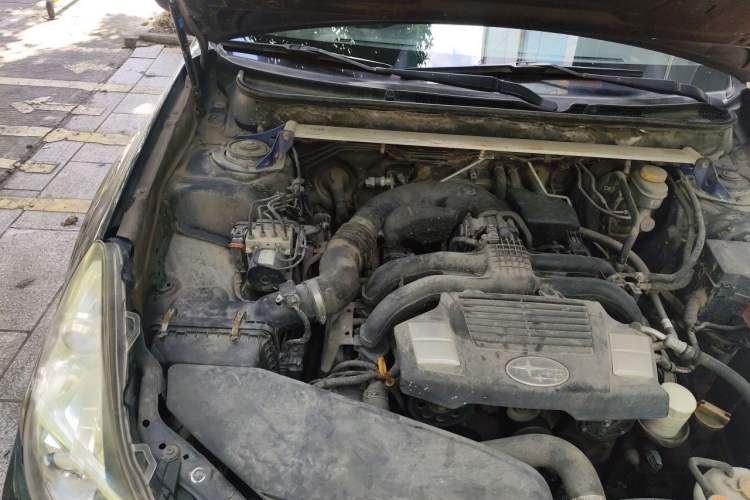 Used Subaru Outback 2013 2.5i Sport Navigation Edition Engine Bay Right