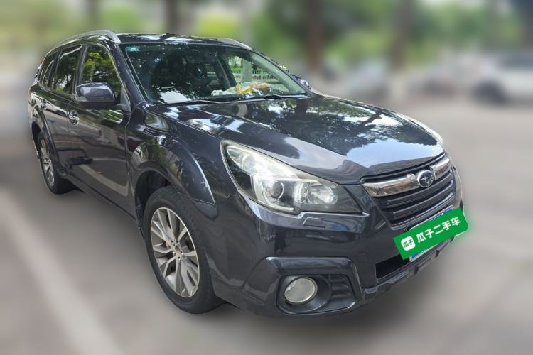 Used Subaru Outback 2013 2.5i Sport Navigation Edition Front Right 45 Deg
