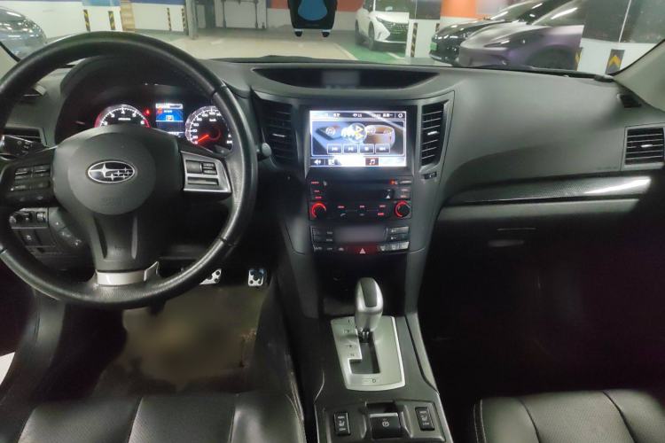 Used Subaru Outback 2013 2.5i Sport Edition Interior 3
