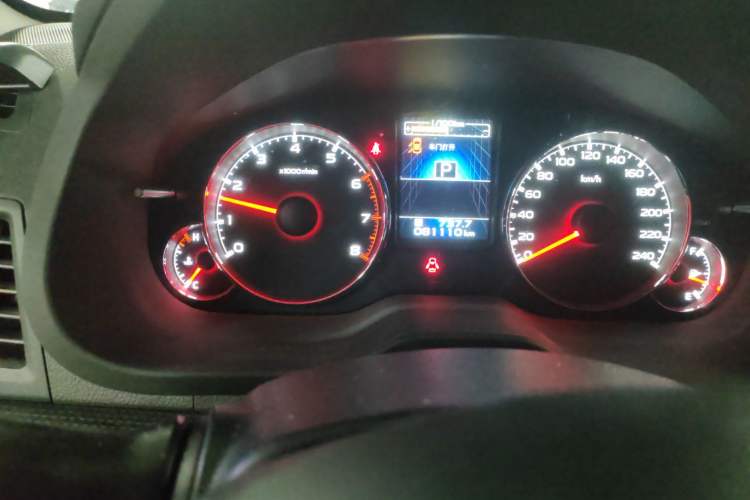Used Subaru Outback 2013 2.5i Sport Edition Odometer Close Up