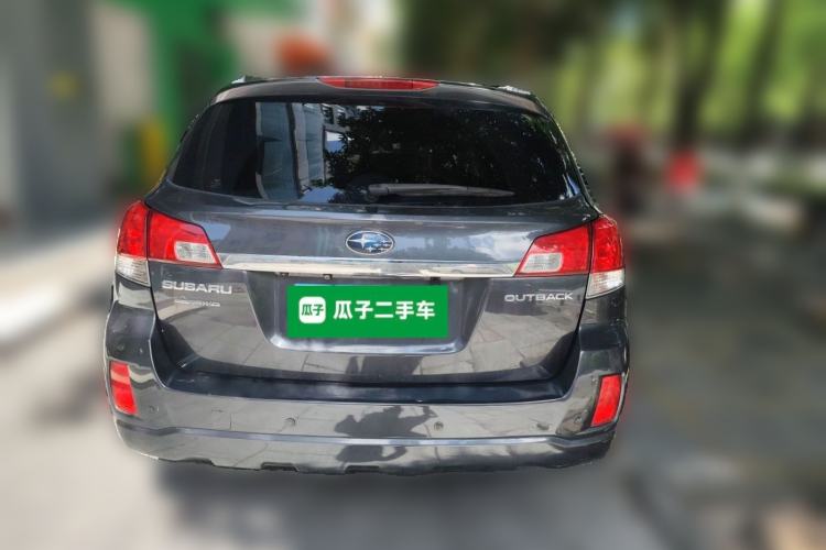 Used Subaru Outback 2013 2.5i Sport Navigation Edition Rear