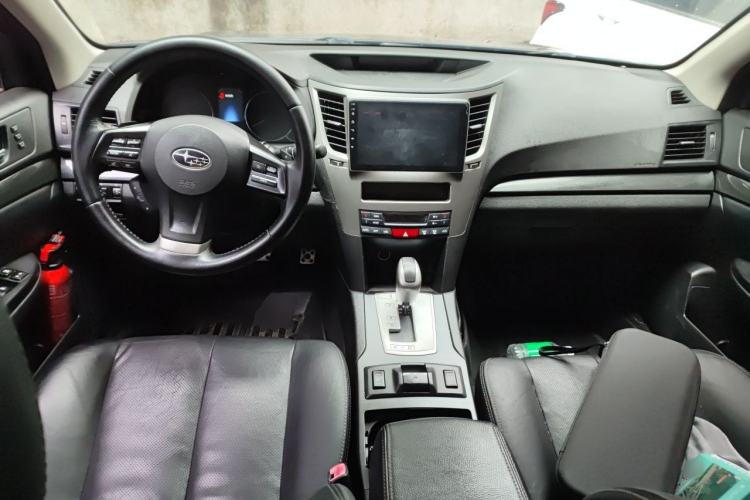 Used Subaru Outback 2013 2.5i Sport Edition Center Console