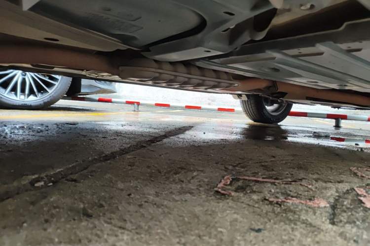 Used Subaru Outback 2013 2.5i Sport Edition Chassis Front Right