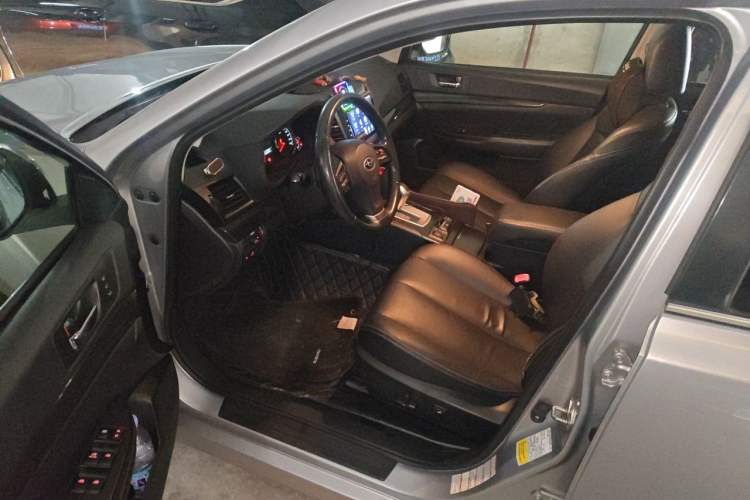 Used Subaru Outback 2013 2.5i Sport Edition Driver Seat