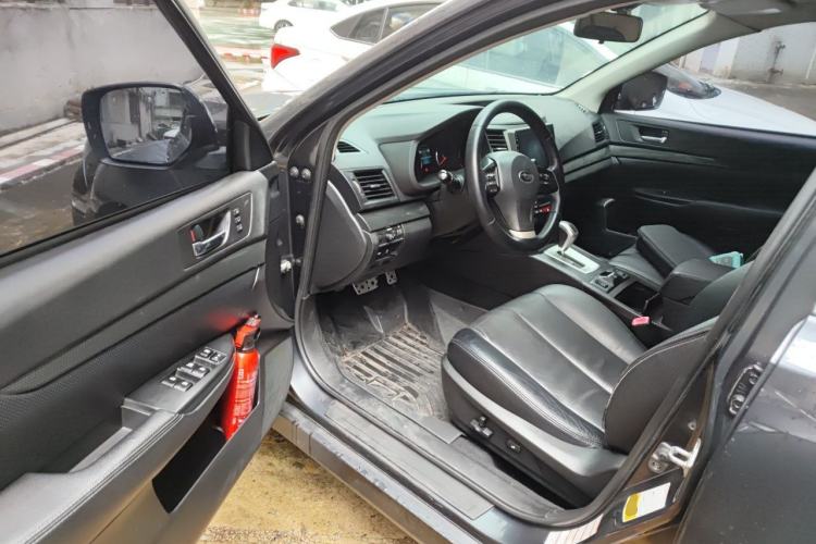 Used Subaru Outback 2013 2.5i Sport Edition Driver Seat
