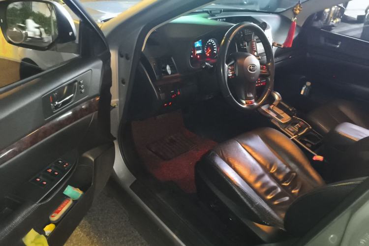 Used Subaru Outback 2013 2.5i Luxury Edition Driver Seat