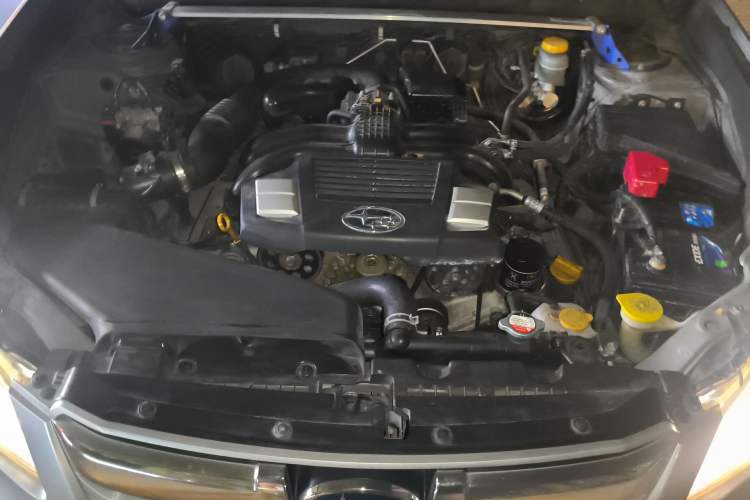 Used Subaru Outback 2013 2.5i Luxury Edition Engine Bay