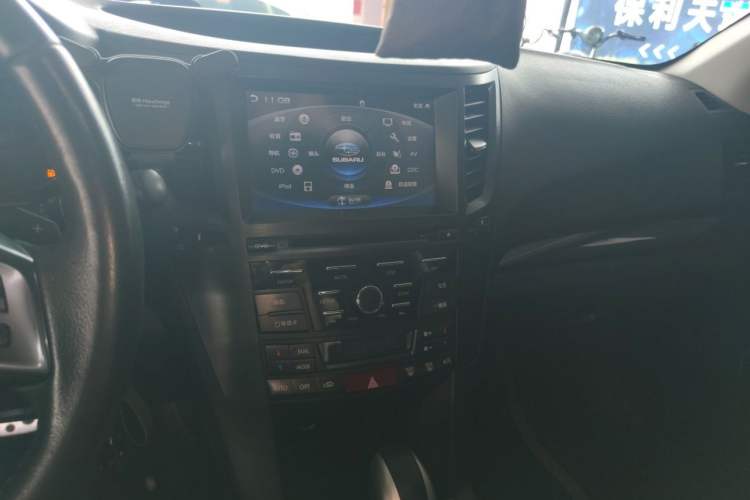 Used Subaru Outback 2013 2.5i Sport Edition Audio And AC Panel
