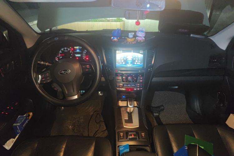 Used Subaru Outback 2013 2.5i Sport Edition Center Console