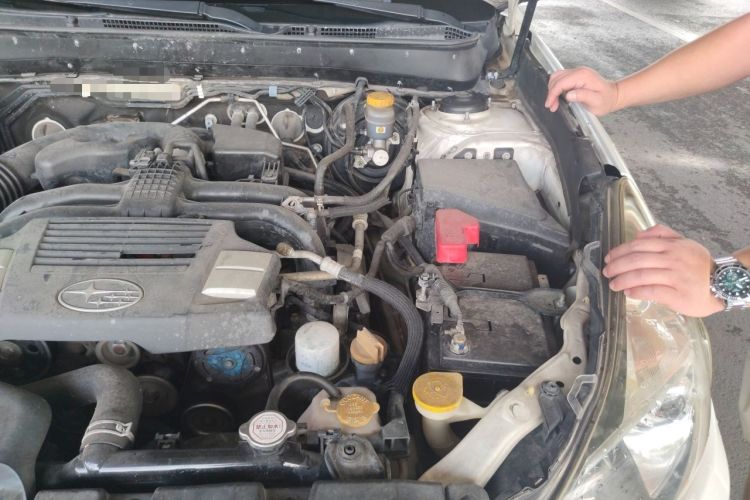 Used Subaru Outback 2013 2.5i Sport Edition Engine Bay Left