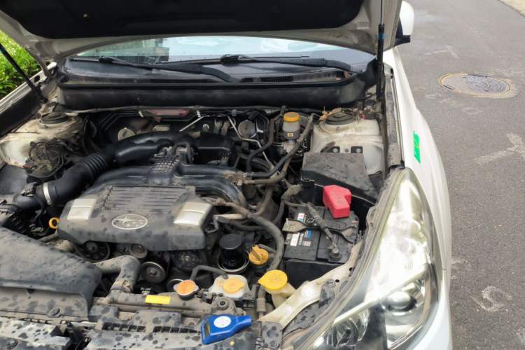 Used Subaru Outback 2013 2.5i Sport Edition Engine Bay Left