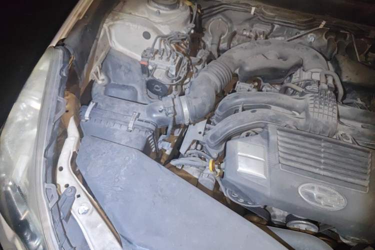 Used Subaru Outback 2013 2.5i Sport Edition Engine Bay Right