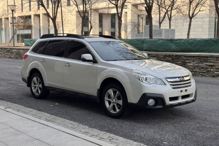 Used Subaru Outback 2013 2.5i Luxury Edition Exterior 2