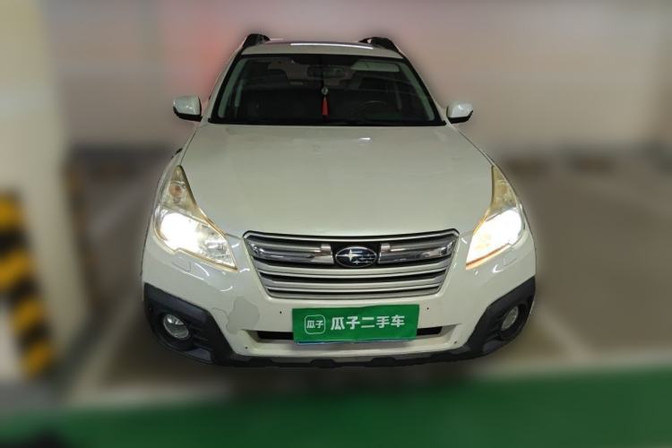 Used Subaru Outback 2013 2.5i Luxury Navigation Edition Front