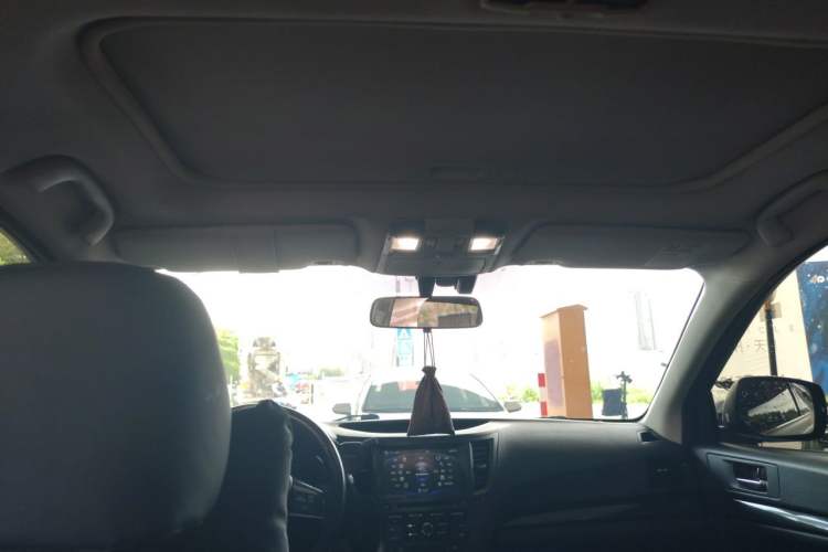 Used Subaru Outback 2013 2.5i Sport Edition Headliner