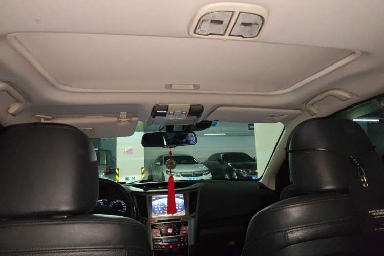 Used Subaru Outback 2013 2.5i Luxury Navigation Edition Headliner