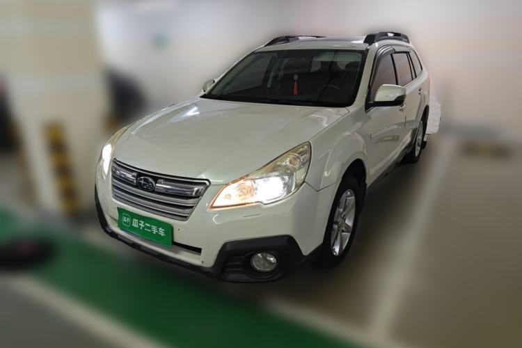 Used Subaru Outback 2013 2.5i Luxury Navigation Edition Guazi used car, China used car export, Used car for sale, Used cars, Cheapest cars for sale