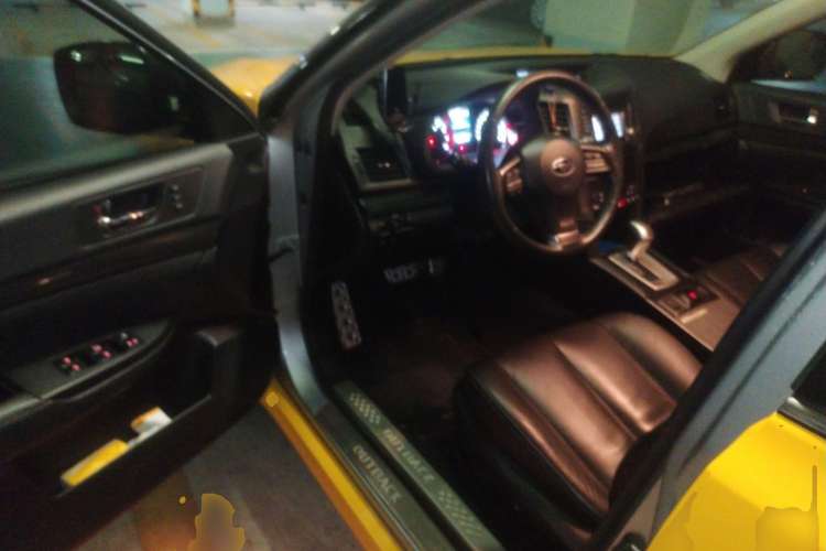 Used Subaru Outback 2013 2.5i Sport Edition Driver Seat