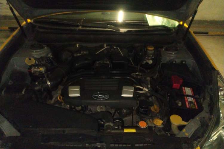 Used Subaru Outback 2013 2.5i Sport Edition Engine Bay