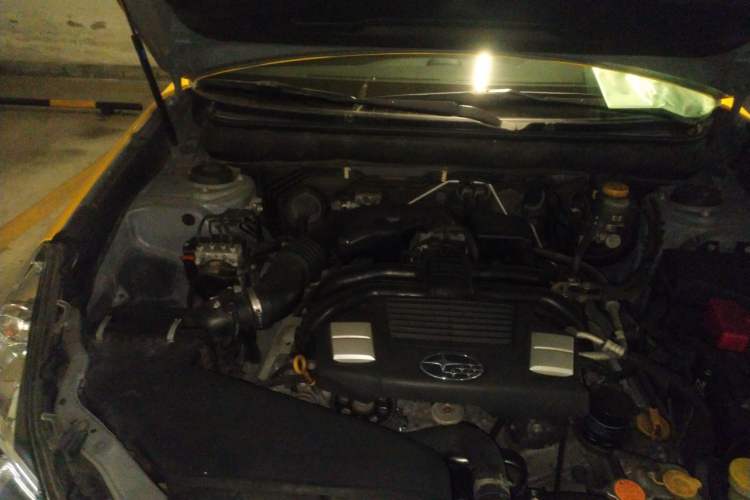 Used Subaru Outback 2013 2.5i Sport Edition Engine Bay Right