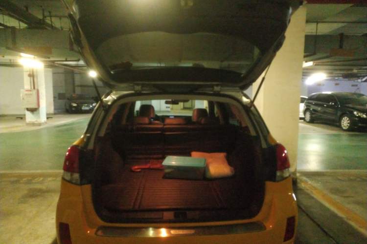 Used Subaru Outback 2013 2.5i Sport Edition Trunk