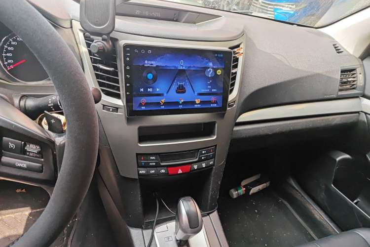 Used Subaru Outback 2014 2.5i Yashang Sport Edition Audio And AC Panel