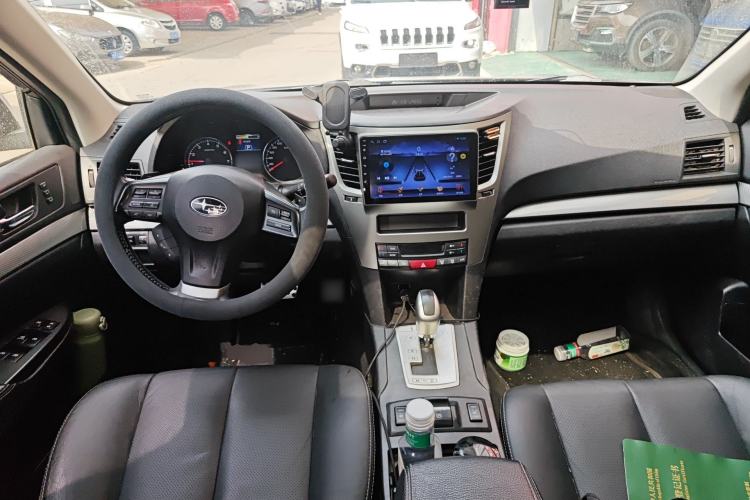 Used Subaru Outback 2014 2.5i Yashang Sport Edition Center Console