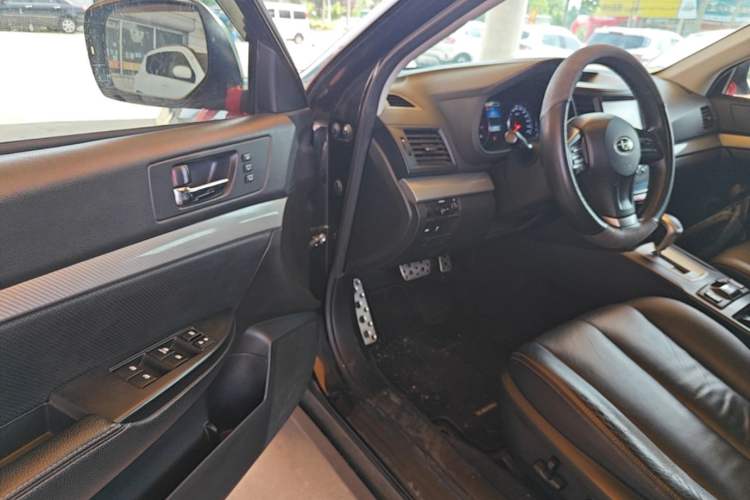 Used Subaru Outback 2014 2.5i Yashang Sport Edition Driver Seat