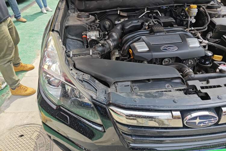 Used Subaru Outback 2014 2.5i Yashang Sport Edition Engine Bay Right