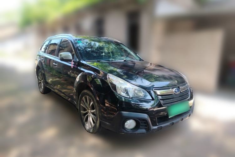 Used Subaru Outback 2014 2.5i Yashang Sport Edition Front Right 45 Deg