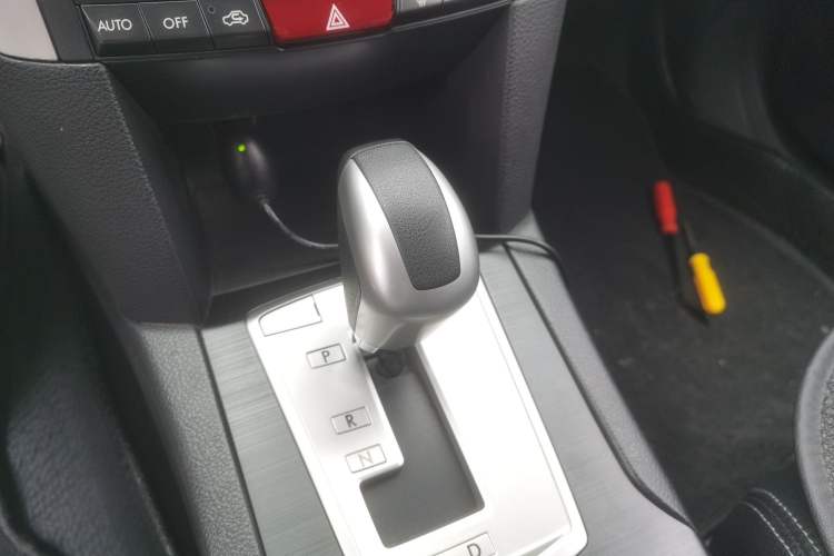Used Subaru Outback 2014 2.5i Yashang Sport Edition Gear Lever