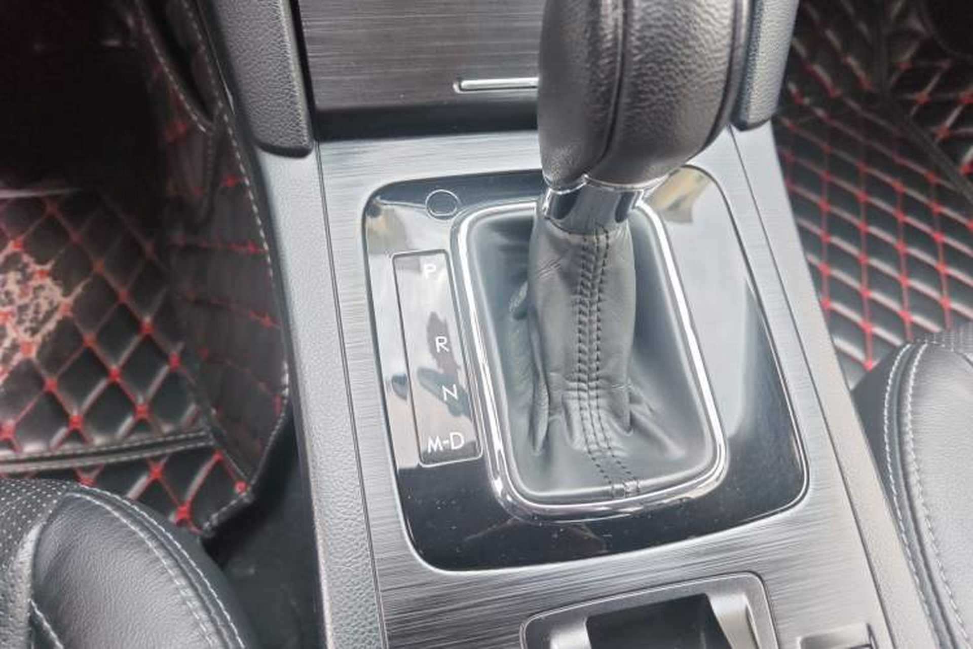 Used Subaru Outback 2014 2.5i Yashang Deluxe Edition Gear Lever