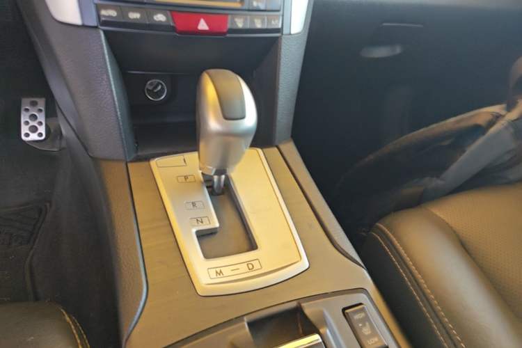 Used Subaru Outback 2014 2.5i Yashang Sport Edition Gear Lever