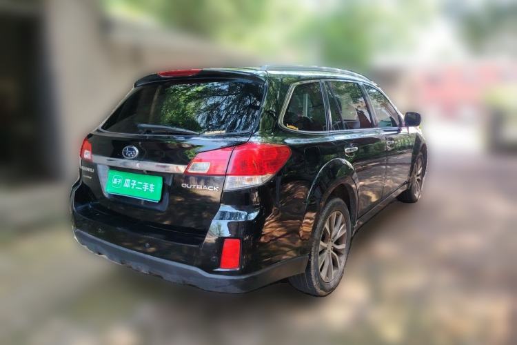 Used Subaru Outback 2014 2.5i Yashang Sport Edition Rear Right 45 Deg