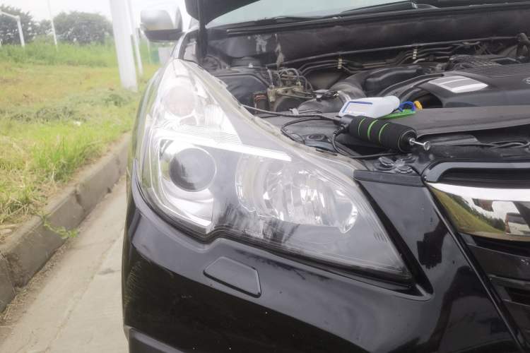 Used Subaru Outback 2014 2.5i Yashang Sport Edition Right Front Headlight