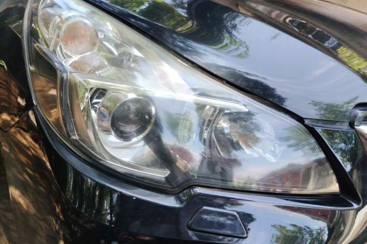 Used Subaru Outback 2014 2.5i Yashang Sport Edition Right Front Headlight