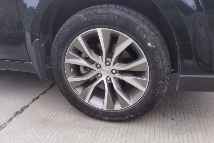 Used Subaru Outback 2014 2.5i Yashang Sport Edition Right Front Wheel Hub
