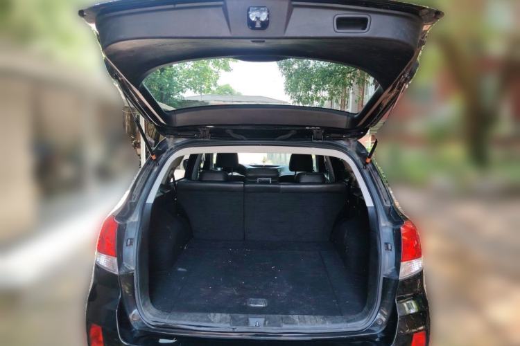 Used Subaru Outback 2014 2.5i Yashang Sport Edition Trunk