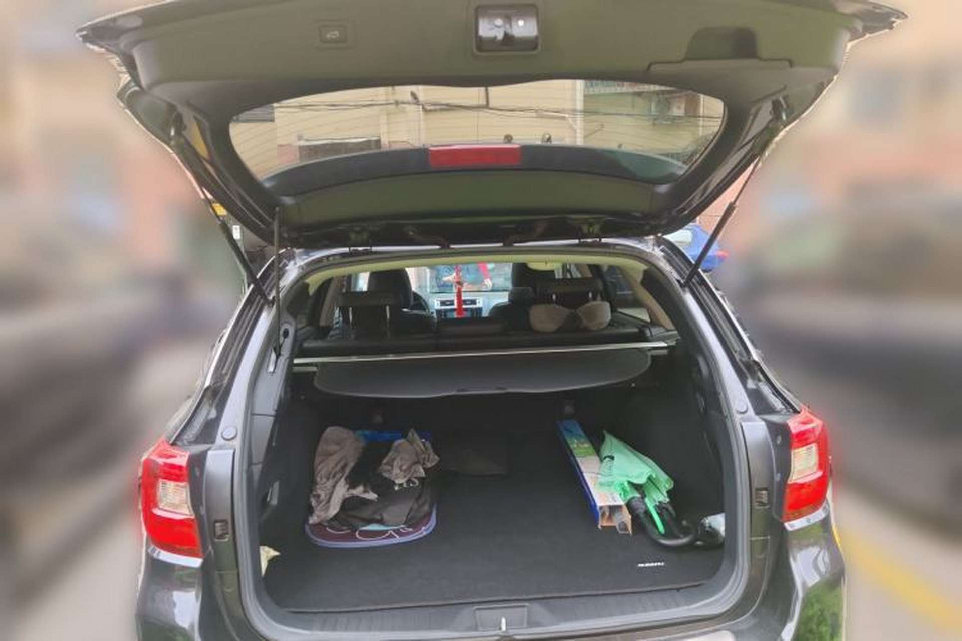 Used Subaru Outback 2014 2.5i Yashang Deluxe Edition Trunk