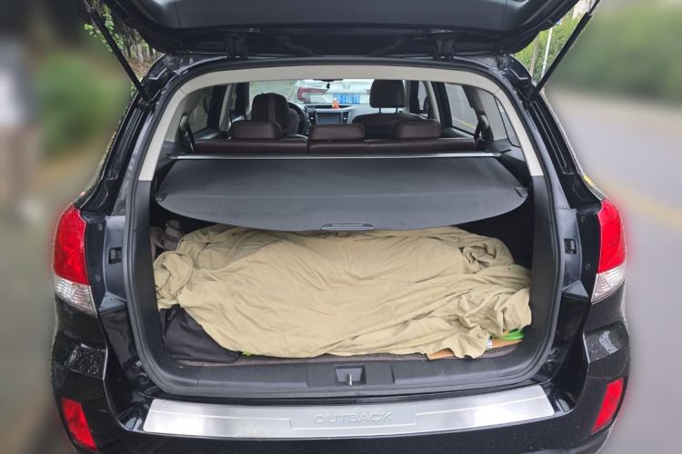 Used Subaru Outback 2014 2.5i Yashang Smart Edition Trunk