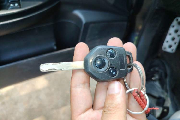 Used Subaru Outback 2014 2.5i Yashang Sport Edition Vehicle Key