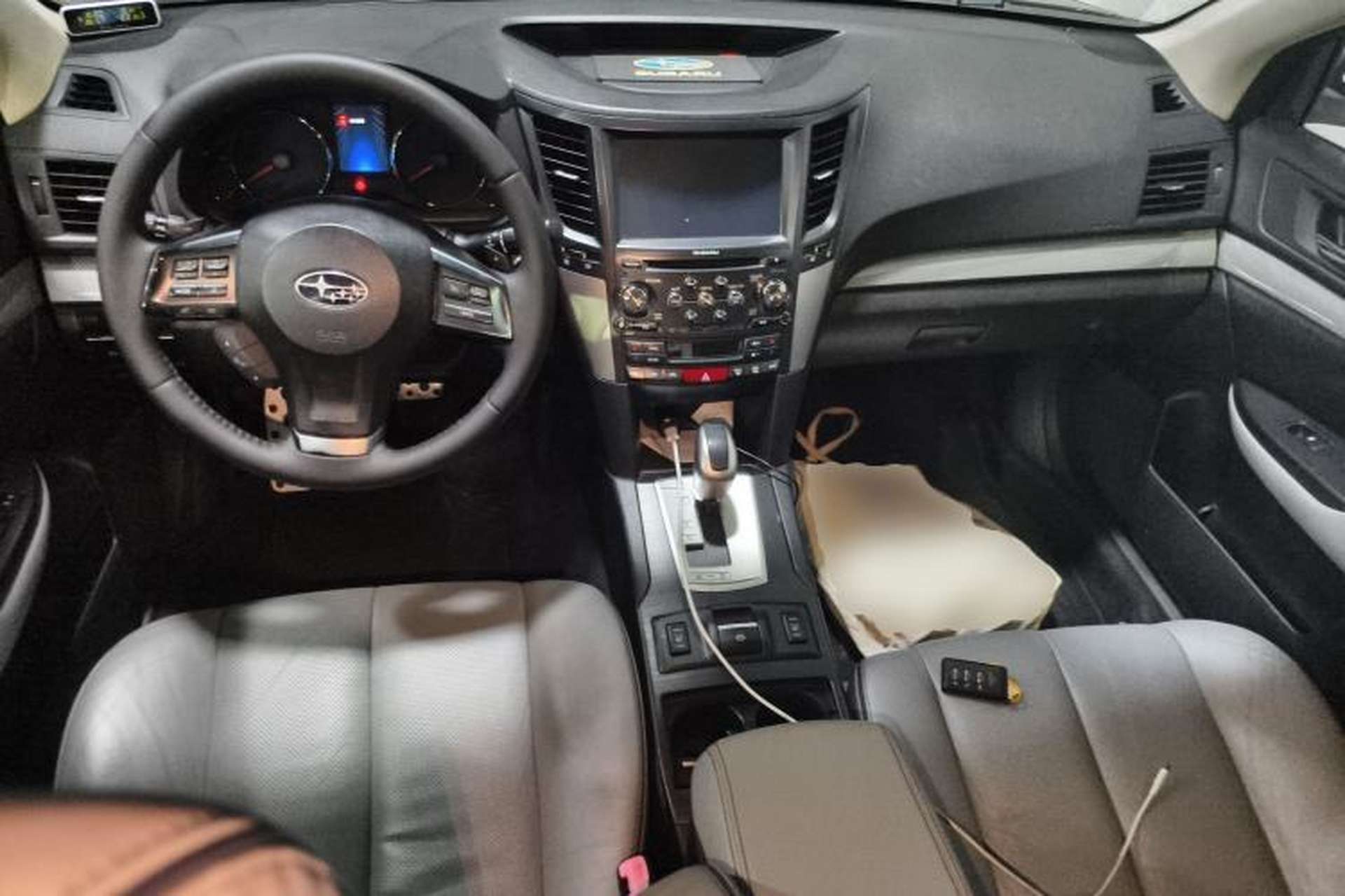 Used Subaru Outback 2014 2.5i Yashang Deluxe Edition Center Console