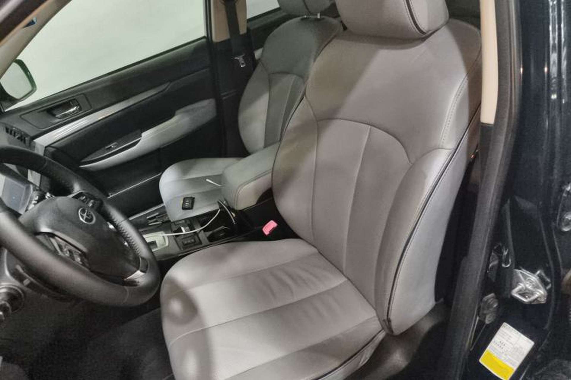 Used Subaru Outback 2014 2.5i Yashang Deluxe Edition Left Front Seat