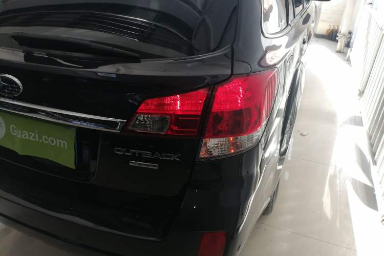 Used Subaru Outback 2014 2.5i Yashang Sport Edition Right Rear Taillight