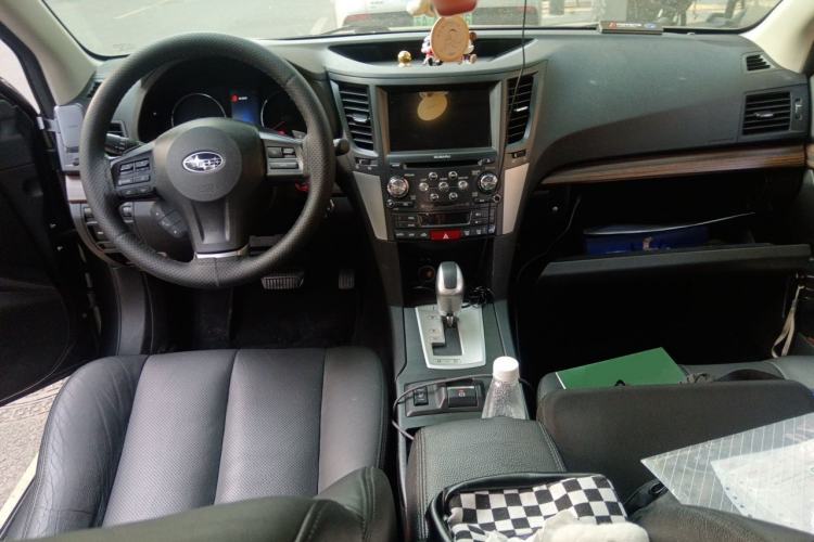 Used Subaru Outback 2014 2.5i Yashang Elite Edition Center Console
