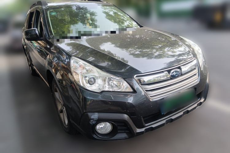 Used Subaru Outback 2014 2.5i Yashang Elite Edition Front Right 45 Deg