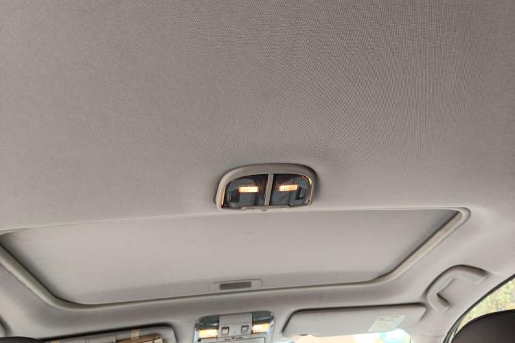 Used Subaru Outback 2014 2.5i Yashang Deluxe Edition Headliner